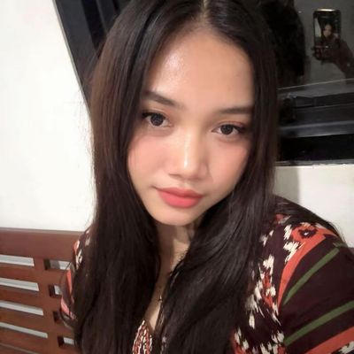 Widayanti, 27