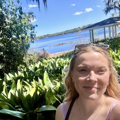 Riley, 24