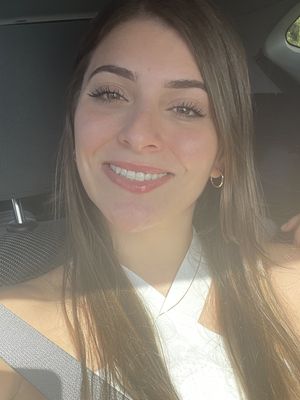 Claudia, 29
