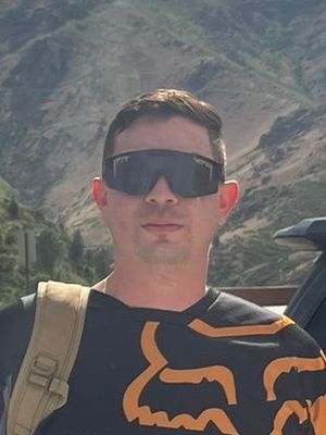 Christian, 35