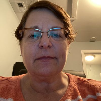 Laura, 62