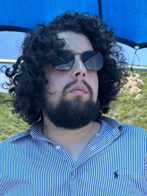 Alvaro, 26