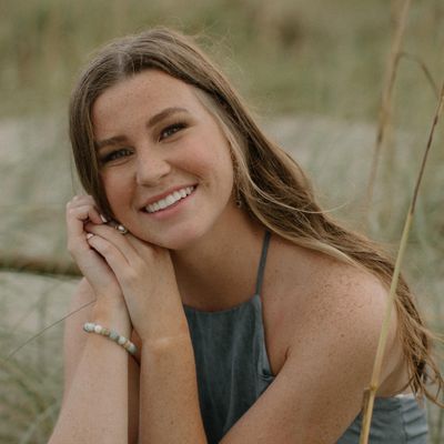 Erin, 19
