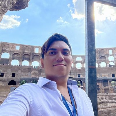 Jonathan, 33