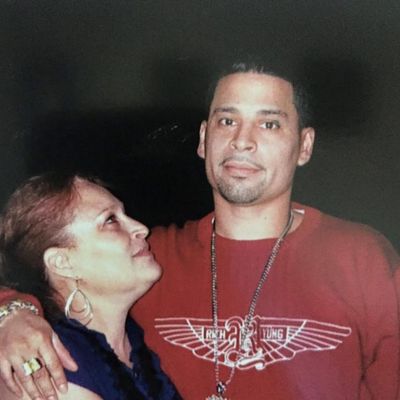 Marcos, 46