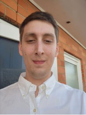 Chris, 29