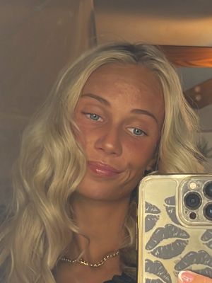 Catherine, 21