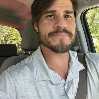 Thomas, 36