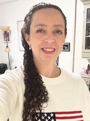 Nancy, 37
