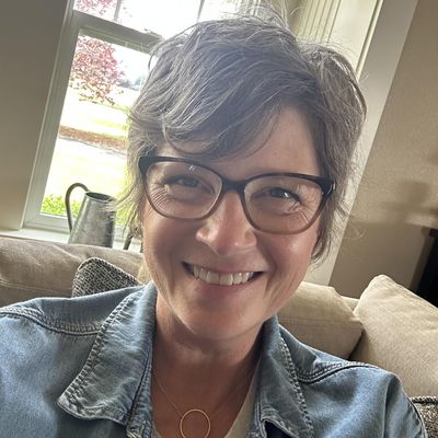 Amy, 55