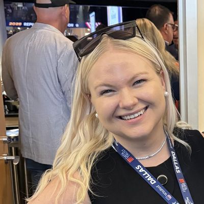 Melanie, 29