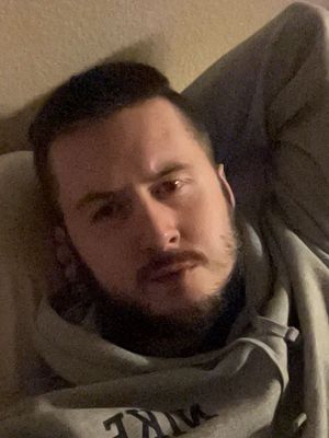 Joe, 25