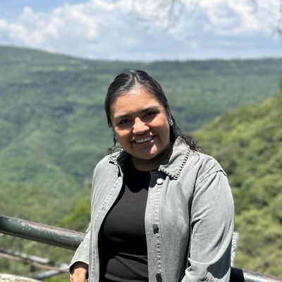 Mariana, 27