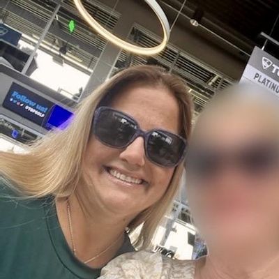 Kim, 54