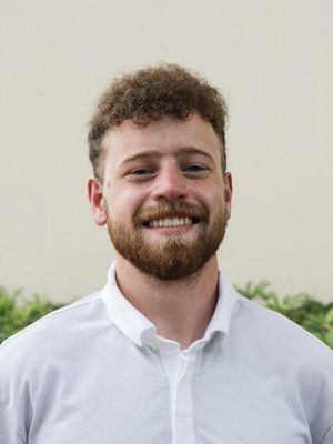 Andrew, 25
