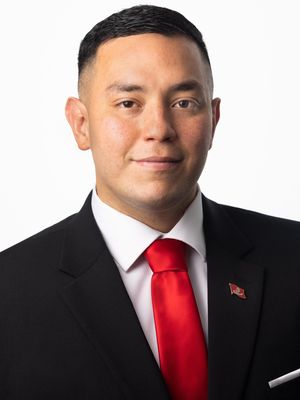 Steven, 35