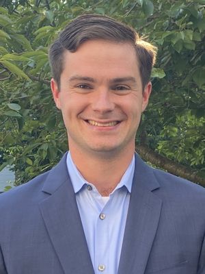 Andrew, 32