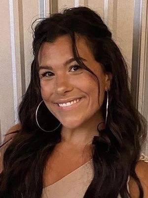 Leah, 24