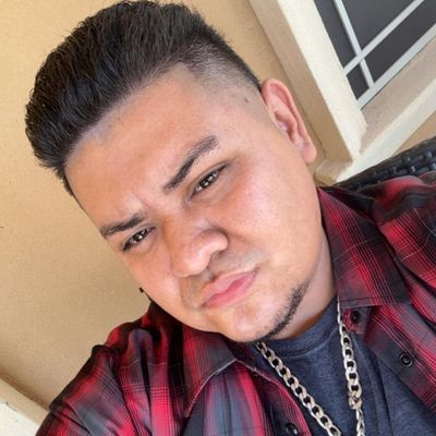 Rene, 29