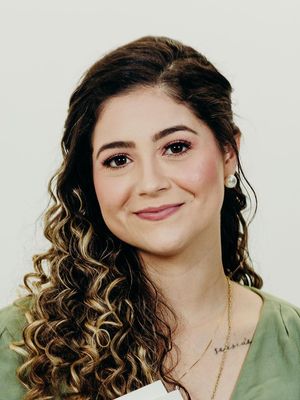 Ana Dilara, 27