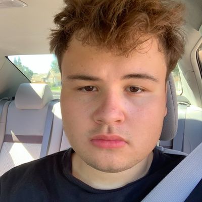 Marcos, 23