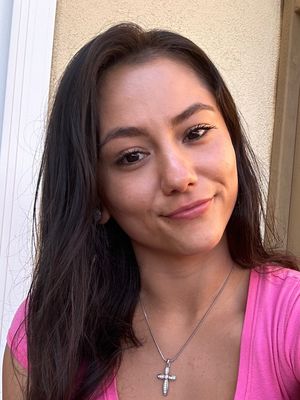 Ambar, 32