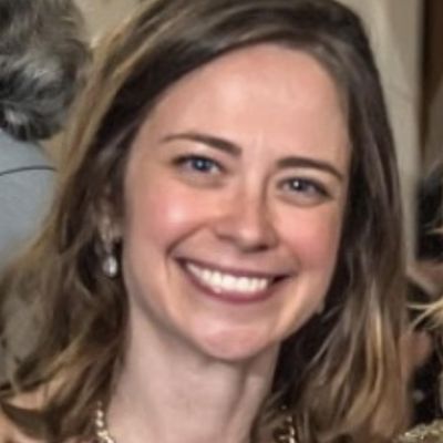 Siobhan, 44
