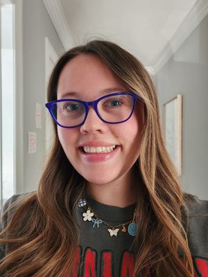 Molly, 25