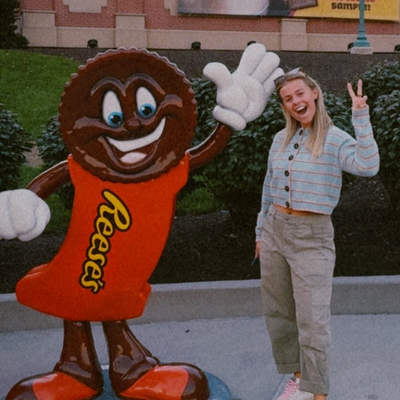 Sarah, 24
