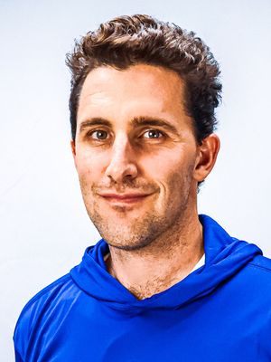 Zach, 31