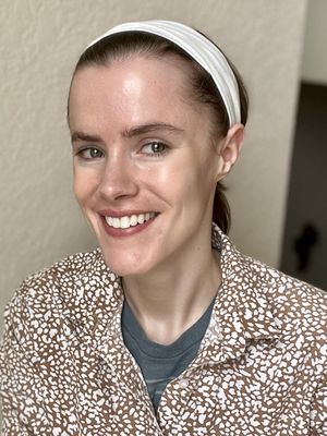 Jean, 42