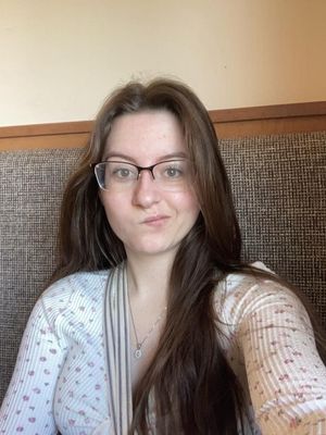 Kelle, 23