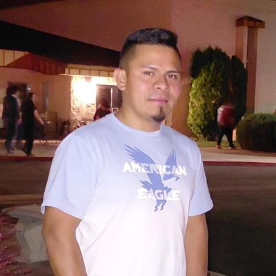 Pablo, 32