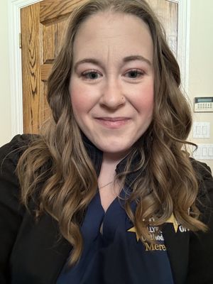 Meredith, 32
