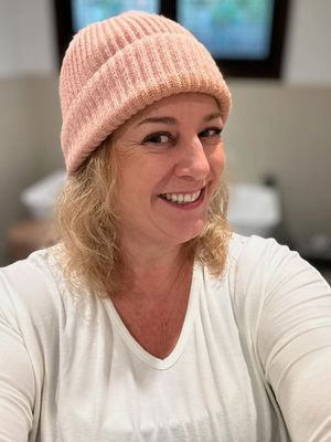 Evelyn, 47