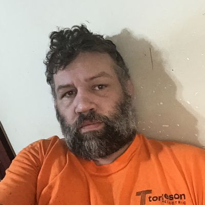 Jesse, 39
