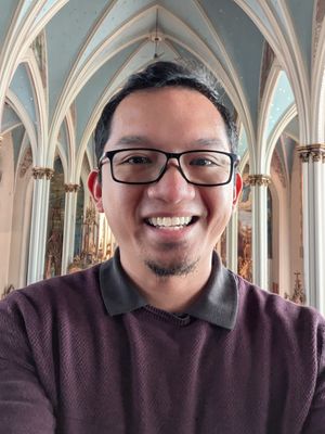 Jon Edward, 31