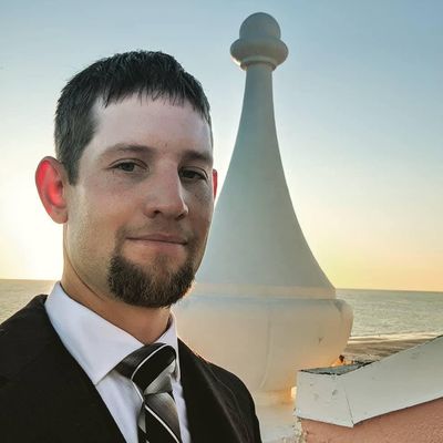 Kevin, 37