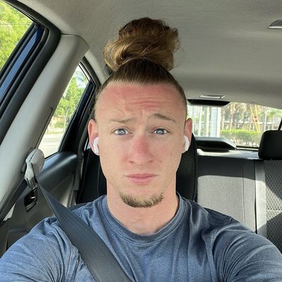 Troy, 32
