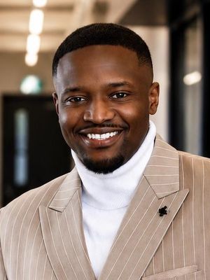 Bertrand, 28