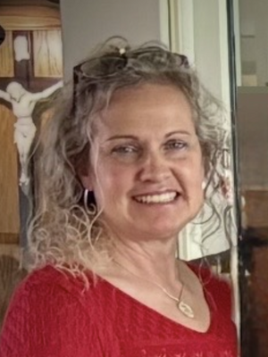Carolyn, 53