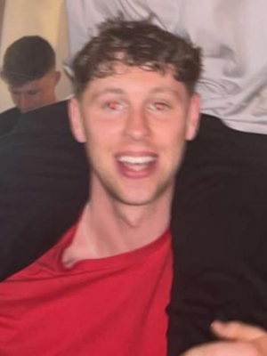 Eoin, 27