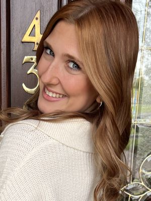 Lauren, 21