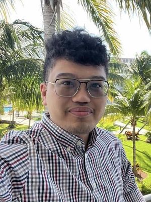 Andrew, 28