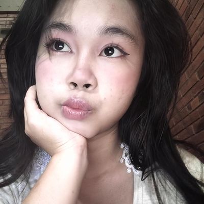 Michelle, 21