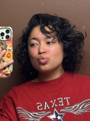 Courtney, 28