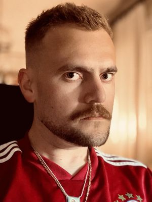 Andres, 26