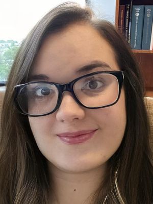 Emma, 32
