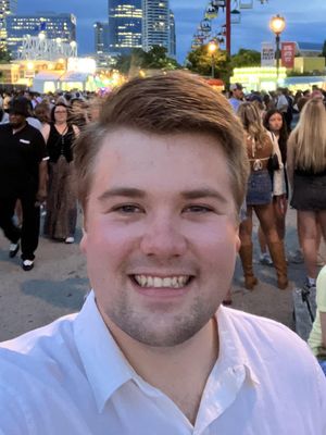 Peter, 24