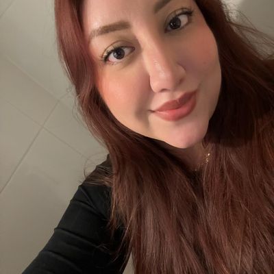Paula, 26